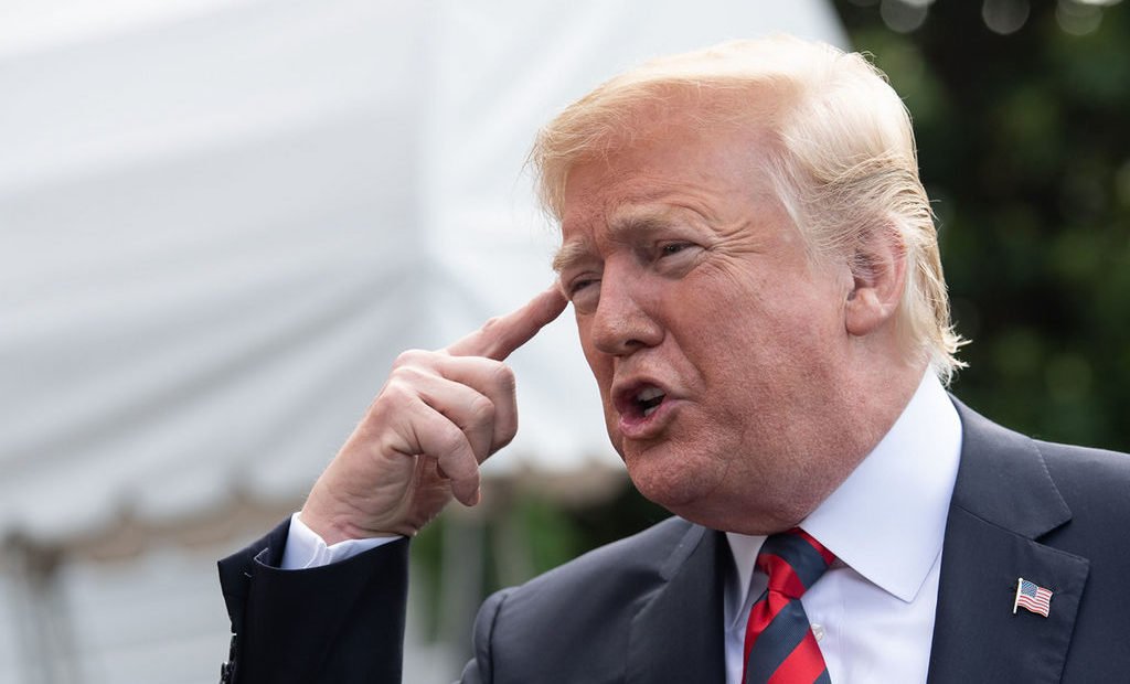 Donald Trump é contra a produção de carros a combustão mais amigos do ambiente
