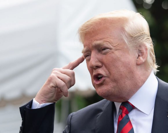 Donald Trump é contra a produção de carros a combustão mais amigos do ambiente
